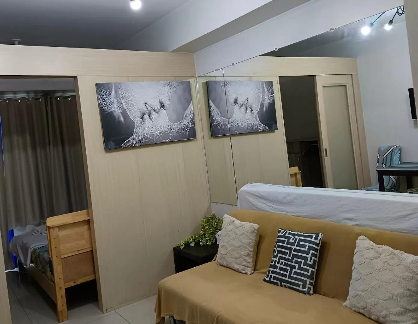 Sea Residence Finest Manila Apartment